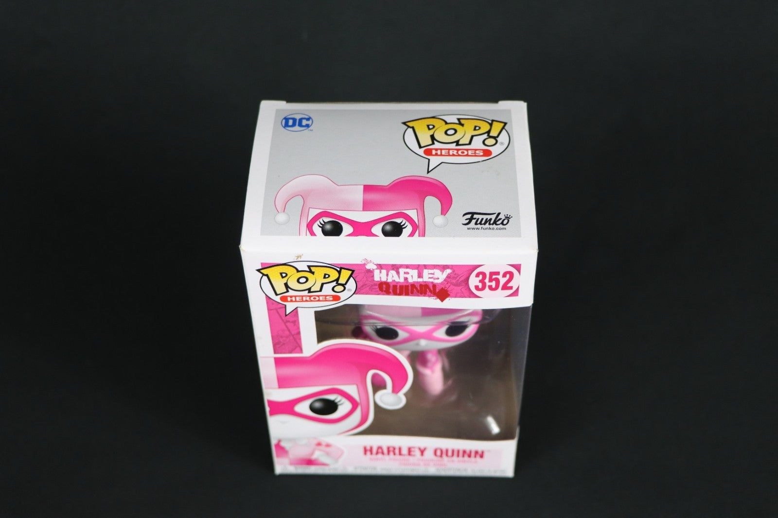 Funko Pop! Vinyl: DC Universe - Harley Quinn #352